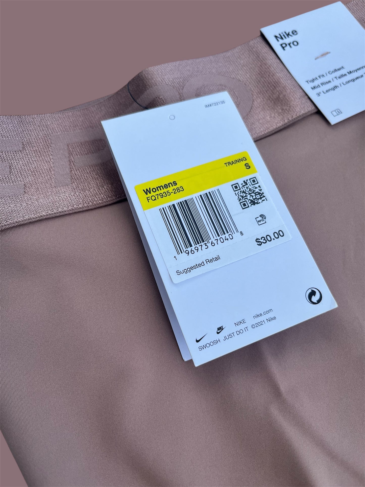 Nike - Mid-Rise 3" Shorts