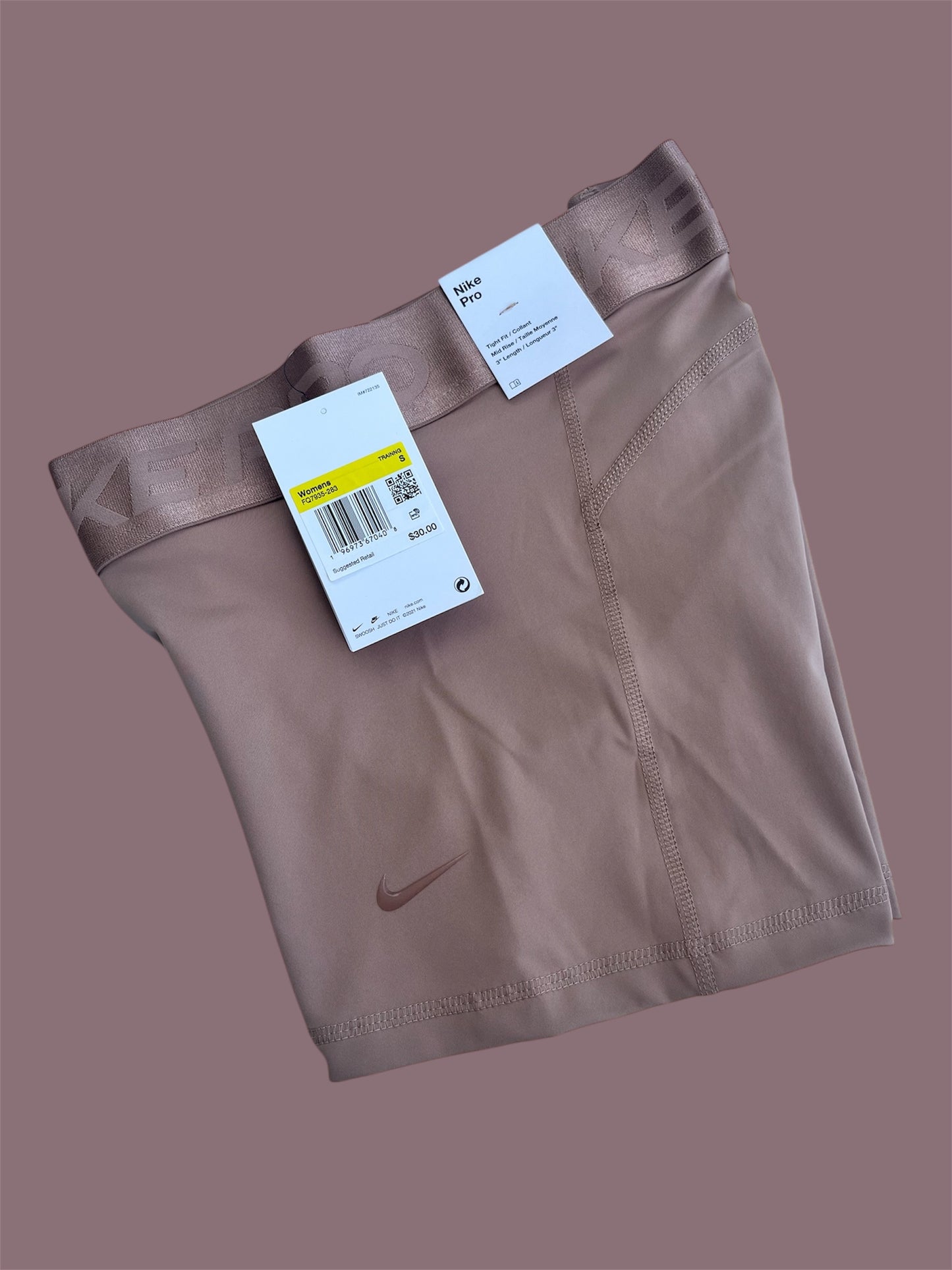 Nike - Mid-Rise 3" Shorts